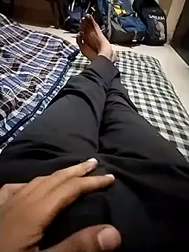 black cobra70 online show from December 29, 2024, 7:53 pm