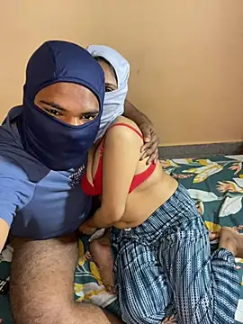 Snapshot of mickey_love chatting on January 23, 2025, 4:37 pm mickey love online show from January 23, 2025, 4:37 pm