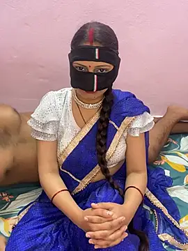 Snapshot of mickey_love chatting on February 27, 2025, 7:01 am mickey love online show from February 27, 2025, 7:01 am