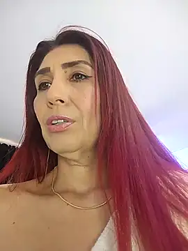 Snapshot of Perla_Franco chatting on February 20, 2025, 10:37 pm Perla Franco online show from February 20, 2025, 10:37 pm