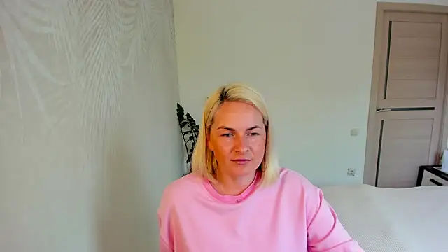 Alicee Gracee online show from June 26, 2026, 9:35 am