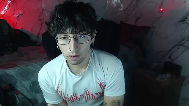 Dereck Dickson online show from April 20, 2026, 5:10 am