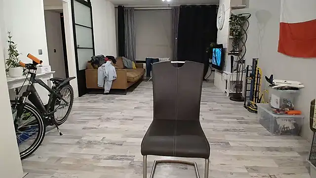 Snapshot of CoupleKitty chatting on September 28, 2025, 6:57 pm CoupleKitty online show from September 28, 2025, 6:57 pm