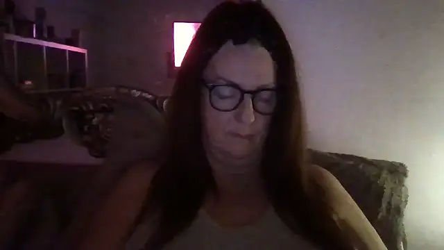 Tillieuk online show from February 6, 2026, 11:30 pm