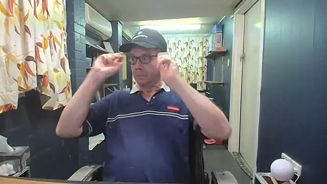 Snapshot of tilobinder chatting on November 24, 2025, 2:28 pm tilobinder online show from November 24, 2025, 2:28 pm