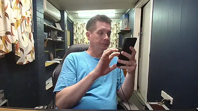 Snapshot of tilobinder chatting on December 1, 2025, 1:38 pm tilobinder online show from December 1, 2025, 1:38 pm