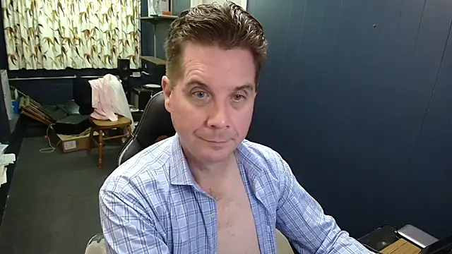 Snapshot of tilobinder chatting on April 11, 2026, 4:00 pm tilobinder online show from April 11, 2026, 4:00 pm