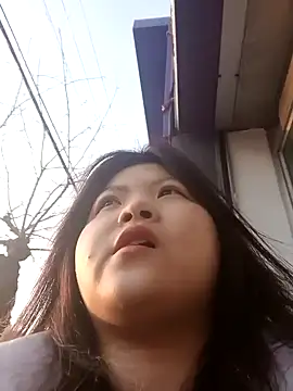 hello098712 online show from January 23, 2025, 11:26 pm