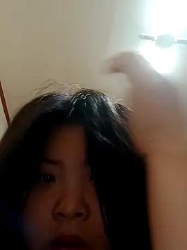 hello098712 online show from January 27, 2025, 11:11 am