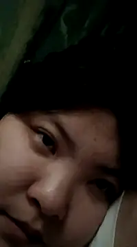 hello098712 online show from March 16, 2025, 2:53 am