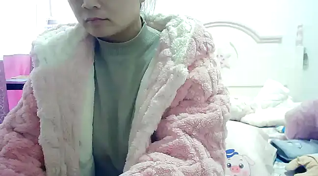 Snapshot of CN-Xiaoxi chatting on January 6, 2025, 12:37 am CN-Xiaoxi online show from January 6, 2025, 12:37 am