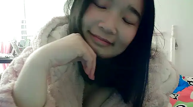 Snapshot of CN-Xiaoxi chatting on February 15, 2025, 9:16 am CN-Xiaoxi online show from February 15, 2025, 9:16 am