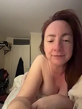 LouiseTswing online show from February 12, 2026, 7:14 am