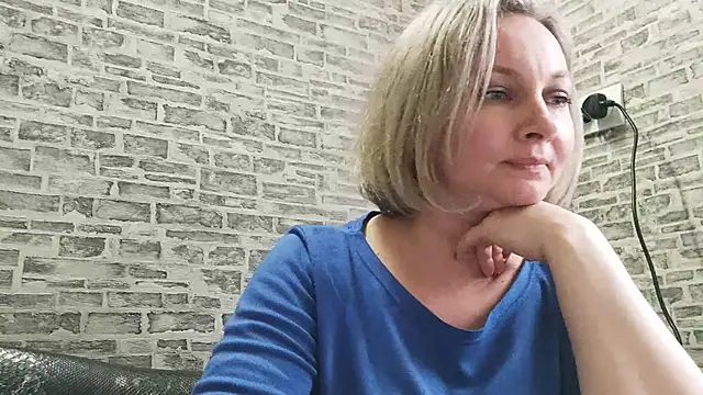 Snapshot of EdithManning chatting on February 11, 2025, 12:27 pm EdithManning online show from February 11, 2025, 12:27 pm