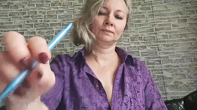 Snapshot of EdithManning chatting on October 28, 2025, 6:28 am EdithManning online show from October 28, 2025, 6:28 am