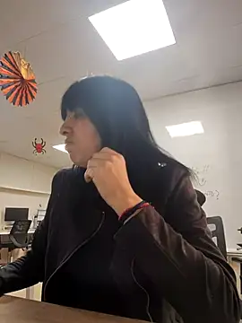 Snapshot of maria_lasexy chatting on October 13, 2025, 1:44 pm maria lasexy online show from October 13, 2025, 1:44 pm