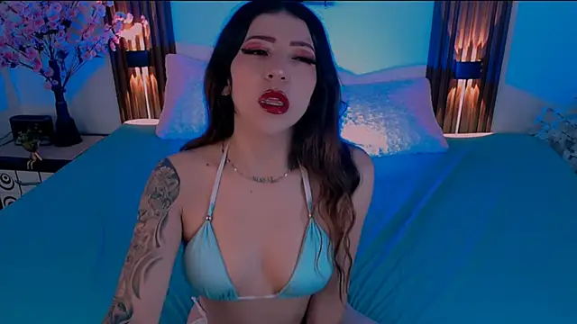 AmyHE online show from October 12, 2025, 10:36 am