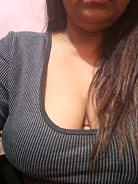 Hot-Anuska online show from December 19, 2025, 6:15 pm