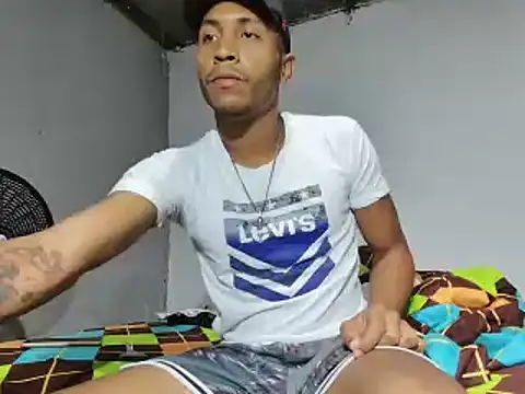 Snapshot of jeffblack2 chatting on January 28, 2025, 11:39 pm jeffblack2 online show from January 28, 2025, 11:39 pm