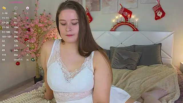 Snapshot of sophie__lee chatting on December 23, 2024, 2:07 pm sophie lee online show from December 23, 2024, 2:07 pm