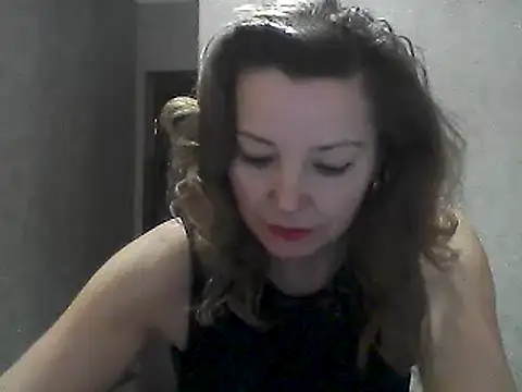 Snapshot of VselenaSun402 chatting on January 9, 2025, 8:55 am VselenaSun402 online show from January 9, 2025, 8:55 am