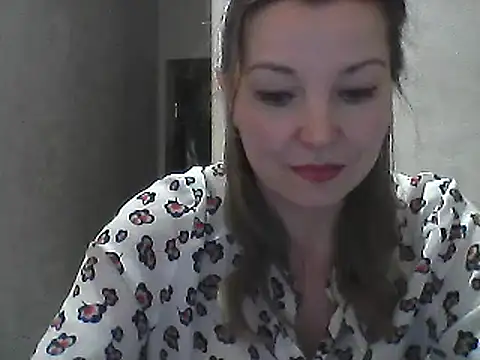 Snapshot of VselenaSun402 chatting on January 10, 2025, 12:58 pm VselenaSun402 online show from January 10, 2025, 12:58 pm