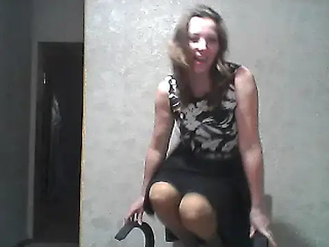 Snapshot of VselenaSun402 chatting on January 24, 2025, 2:08 pm VselenaSun402 online show from January 24, 2025, 2:08 pm