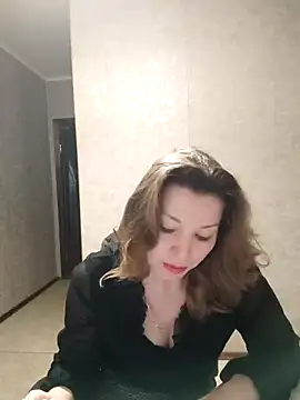 Snapshot of VselenaSun402 chatting on February 12, 2025, 10:24 am VselenaSun402 online show from February 12, 2025, 10:24 am