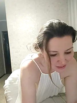 Snapshot of VselenaSun402 chatting on February 19, 2025, 10:01 am VselenaSun402 online show from February 19, 2025, 10:01 am