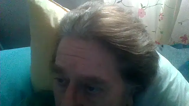 frankie7inch online show from May 19, 2026, 8:59 pm