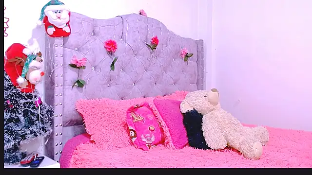 Snapshot of Devora77_7 chatting on January 11, 2025, 9:46 pm Devora77 7 online show from January 11, 2025, 9:46 pm