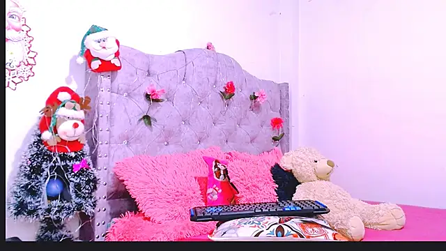 Snapshot of Devora77_7 chatting on January 13, 2025, 8:58 pm Devora77 7 online show from January 13, 2025, 8:58 pm