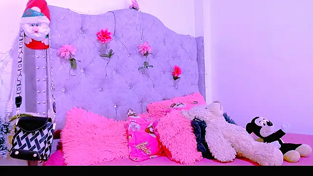 Snapshot of Devora77_7 chatting on January 23, 2025, 9:07 pm Devora77 7 online show from January 23, 2025, 9:07 pm
