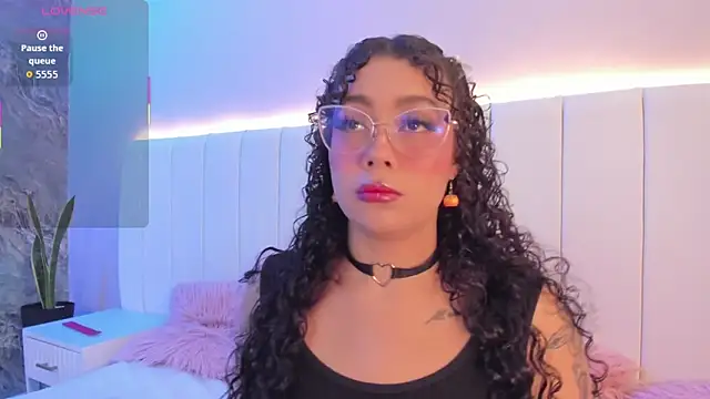 antonelllepiercee online show from March 29, 2026, 11:10 am