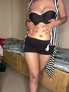 its Lailaa online show from March 18, 2025, 10:15 pm