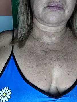 Snapshot of Kasandra_Ho chatting on October 1, 2025, 2:28 am Kasandra Ho online show from October 1, 2025, 2:28 am