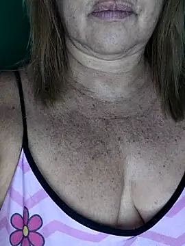 Snapshot of Kasandra_Ho chatting on October 2, 2025, 8:10 am Kasandra Ho online show from October 2, 2025, 8:10 am