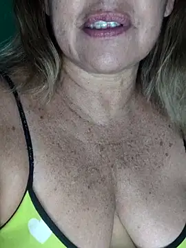 Snapshot of Kasandra_Ho chatting on October 25, 2025, 1:46 am Kasandra Ho online show from October 25, 2025, 1:46 am