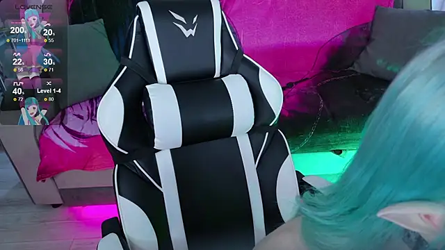 Aurora Natsuki online show from April 23, 2026, 12:29 pm