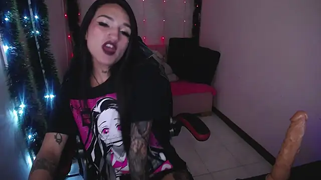 Snapshot of amelierouss chatting on December 11, 2024, 7:14 pm amelierouss online show from December 11, 2024, 7:14 pm