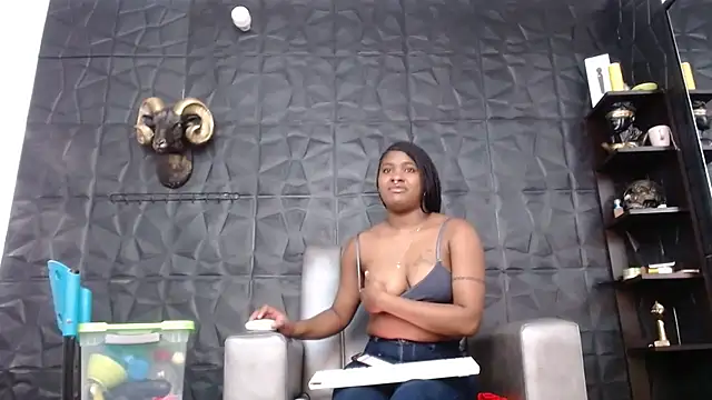 Hanna Fox 69 online show from October 9, 2025, 12:47 pm