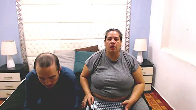 Candy and Jh0n online show from March 19, 2025, 3:20 am