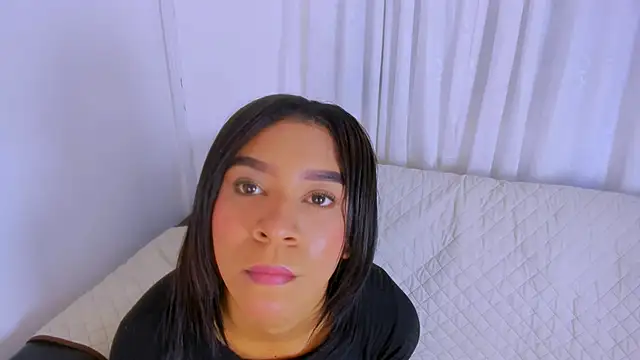 Fernanda brown18 online show from October 6, 2025, 8:39 pm