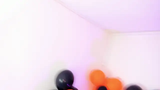 Abriil7 online show from October 30, 2025, 3:30 am