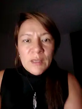 Skylar-Vox- online show from February 5, 2025, 11:39 pm