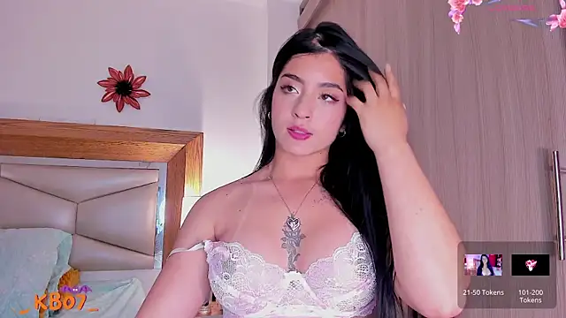 Snapshot of kimberly_latin chatting on October 18, 2025, 7:14 pm kimberly latin online show from October 18, 2025, 7:14 pm