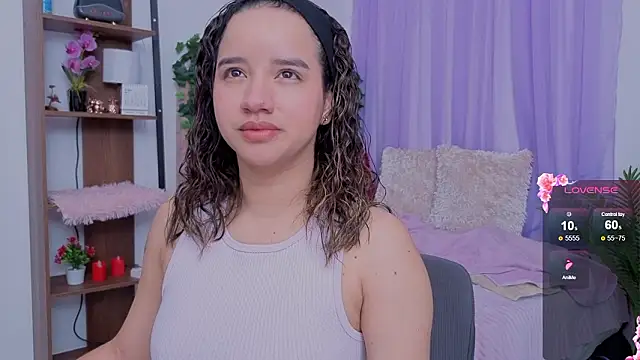 emilyrouxe online show from February 28, 2026, 1:45 pm