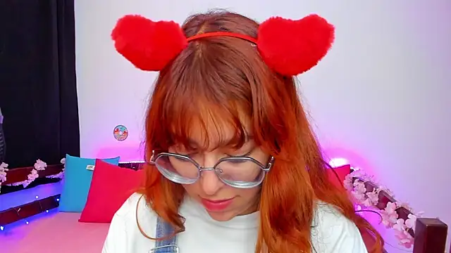 Snapshot of _Moon_Johnson chatting on September 20, 2025, 10:55 pm  Moon Johnson online show from September 20, 2025, 10:55 pm