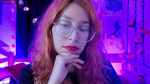  Moon Johnson online show from May 15, 2026, 10:50 pm