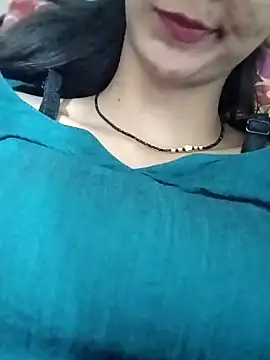Snapshot of Aaliya_Love chatting on February 16, 2025, 4:42 pm Aaliya Love online show from February 16, 2025, 4:42 pm